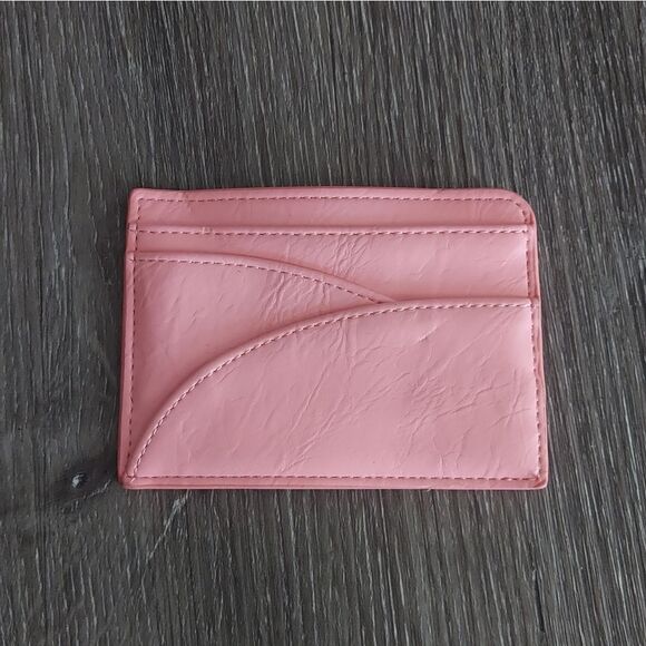 Univeral Thread Pink Card Holder - Picture 1 of 5